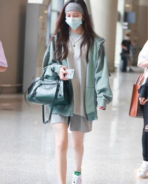 娱乐吃瓜君宋妍霏,娱乐吃瓜界的时尚宠儿  第3张