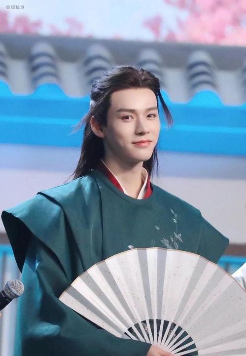 娱乐圈吃瓜爆料檀健次,揭秘明星背后的故事  第2张