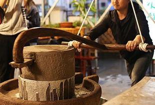 娱乐吃瓜君石磨,娱乐吃瓜君的美食探索之旅  第3张