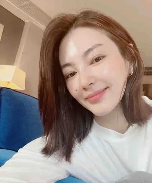 娱乐圈吃瓜爆料患病的女明星,揭秘患病女明星的幕后故事 第3张 娱乐圈吃瓜爆料患病的女明星,揭秘患病女明星的幕后故事 第3张